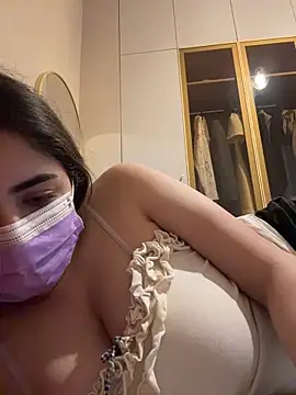 AnnieCartier online show from May 2026 02:09:02 PM