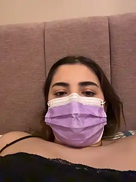 Snapshot of AnnieCartier chatting on April 2026 12:43:01 PM AnnieCartier online show from April 2026 12:43:01 PM