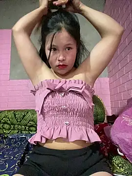 Hini cute online show from April 2026 06:32:02 AM