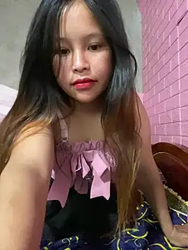 Hini cute online show from April 2026 06:48:01 AM