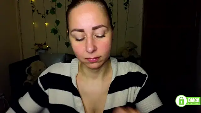 Snapshot of Alicewonderrmiss chatting on April 2026 11:27:01 AM Alicewonderrmiss online show from April 2026 11:27:01 AM