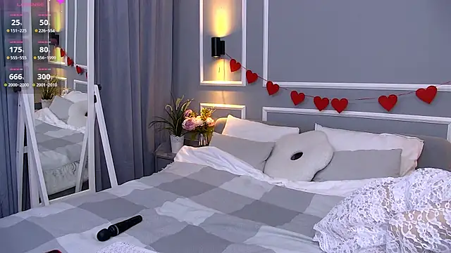 Snapshot of RubyCollin chatting on April 2026 08:20:02 PM RubyCollin online show from April 2026 08:20:02 PM