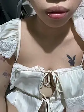 Sexx-12x online show from May 2026 06:28:02 PM
