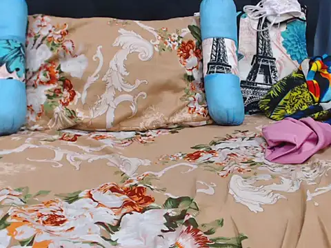 ChocolateClitt online show from April 2026 05:58:01 PM