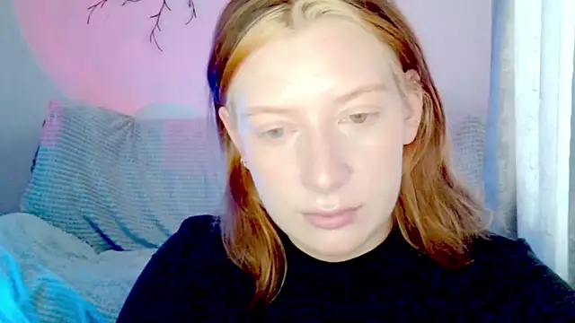 Snapshot of earn_my_lily chatting on April 2026 07:10:01 AM earn my lily online show from April 2026 07:10:01 AM