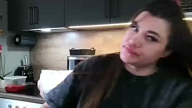 miss preggie online show from April 2026 01:28:01 PM