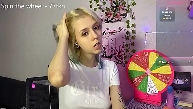 LunaBless online show from May 2026 10:07:01 PM
