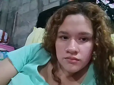 JennifferJilson online show from April 2026 01:18:01 AM