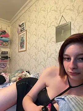 Chelssweetx online show from April 2026 06:45:02 PM