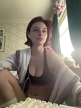 Chelssweetx online show from April 2026 02:37:01 PM