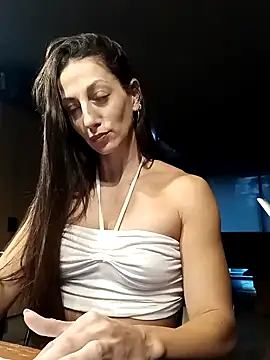 canduxgirl online show from May 2026 09:09:01 PM