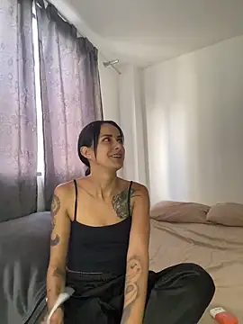 dream party 4U online show from May 2026 09:07:01 PM