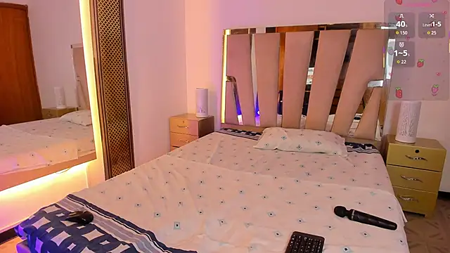 Snapshot of SofyCutee chatting on April 2026 11:59:02 AM SofyCutee online show from April 2026 11:59:02 AM