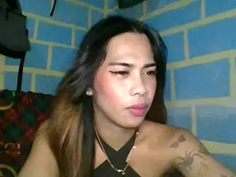 Snapshot of IvoneGodWill chatting on June 2026 02:42:01 AM IvoneGodWill online show from June 2026 02:42:01 AM