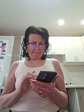 LaliaMia online show from April 2026 02:35:01 AM