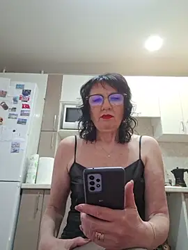 LaliaMia online show from April 2026 02:02:01 AM