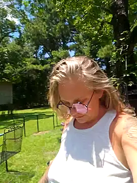 Blondejenn online show from June 2026 06:51:02 PM