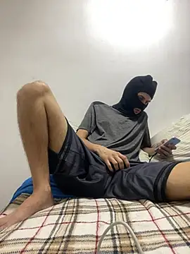 Snapshot of Couple_PlayHot_BR chatting on July 2026 05:43:01 PM Couple PlayHot BR online show from July 2026 05:43:01 PM