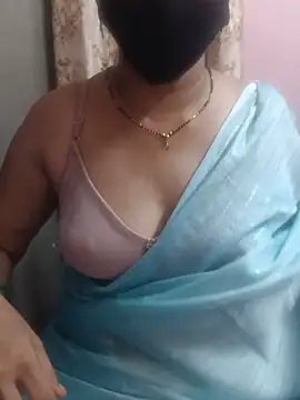 Snapshot of flora-jasmine-telugu chatting on June 2026 03:13:02 PM flora-jasmine-telugu online show from June 2026 03:13:02 PM