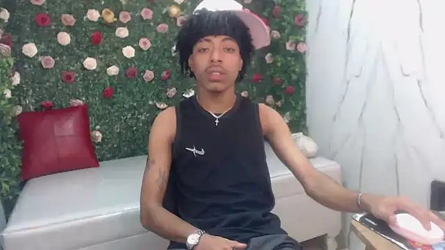Snapshot of velvetcouple_x chatting on July 2026 02:14:02 PM velvetcouple x online show from July 2026 02:14:02 PM