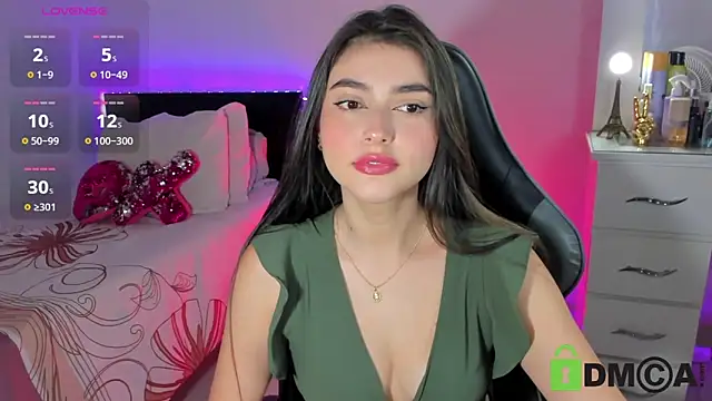 Snapshot of esmeralda_le chatting on April 2026 11:44:02 AM esmeralda le online show from April 2026 11:44:02 AM