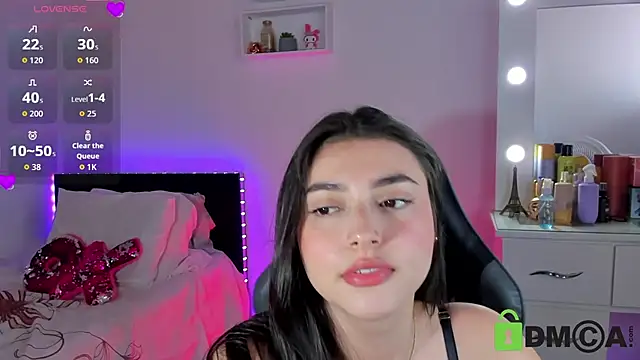 esmeralda le online show from May 2026 01:14:01 PM
