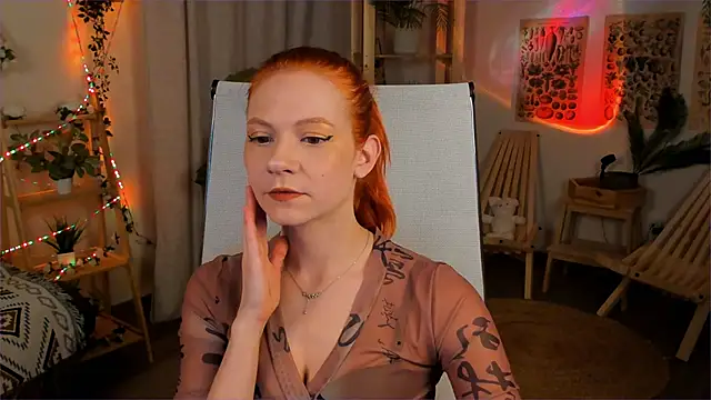 LisaAris online show from April 2026 06:21:02 PM