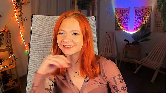 LisaAris online show from May 2026 06:22:02 PM