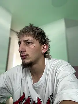 ZarcooX online show from April 2026 09:16:02 PM