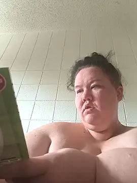 hisalphaqueen27 online show from April 2026 05:09:02 PM