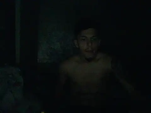 robertmrn112 online show from May 2026 06:11:01 PM