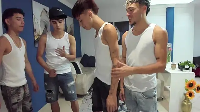 Snapshot of Theguys-passion chatting on April 2026 09:44:01 PM Theguys-passion online show from April 2026 09:44:01 PM