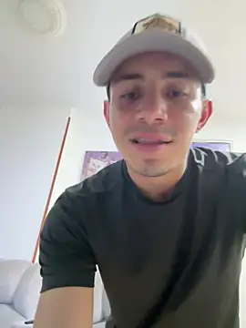 Snapshot of John_Hot6 chatting on April 2026 12:45:02 AM John Hot6 online show from April 2026 12:45:02 AM