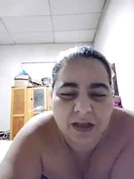 Snapshot of Golositadeamor chatting on July 2026 05:04:02 AM Golositadeamor online show from July 2026 05:04:02 AM