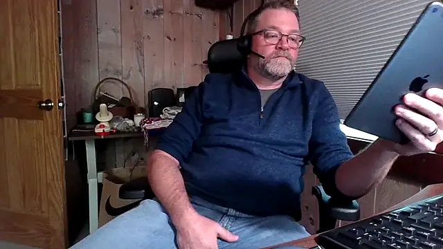 JJ CONN78 online show from May 2026 04:04:02 PM