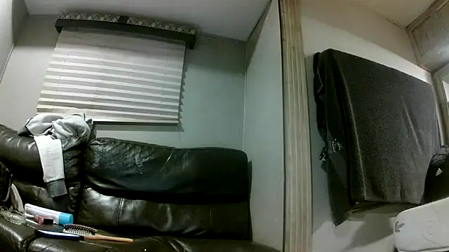 GypsiiCornel online show from May 2026 02:48:01 AM