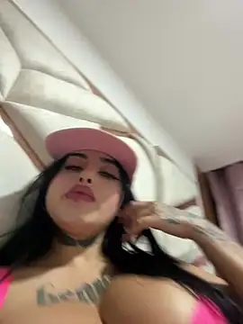 Snapshot of Milk_lee7 chatting on July 2026 03:48:02 AM Milk lee7 online show from July 2026 03:48:02 AM