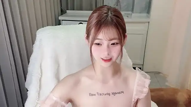 xiaoyugan cute online show from June 2026 03:35:02 PM
