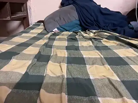 Snapshot of ayaan_sanger chatting on April 2026 10:44:01 AM ayaan sanger online show from April 2026 10:44:01 AM