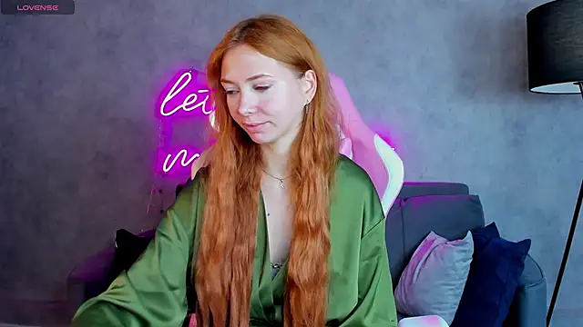 Snapshot of Sienna_Nyx chatting on June 2026 09:16:02 AM Sienna Nyx online show from June 2026 09:16:02 AM
