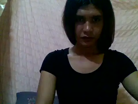 Snapshot of luna_veille chatting on April 2026 10:22:02 AM luna veille online show from April 2026 10:22:02 AM