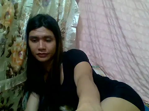 Snapshot of luna_veille chatting on May 2026 05:51:01 PM luna veille online show from May 2026 05:51:01 PM