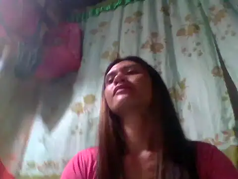Snapshot of luna_veille chatting on May 2026 03:20:01 PM luna veille online show from May 2026 03:20:01 PM