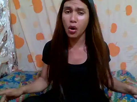 Snapshot of luna_veille chatting on May 2026 08:39:02 AM luna veille online show from May 2026 08:39:02 AM
