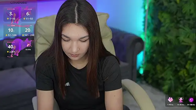 ViolettStar  online show from April 2026 09:11:02 AM