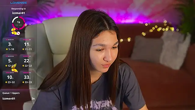 ViolettStar  online show from April 2026 05:57:02 AM