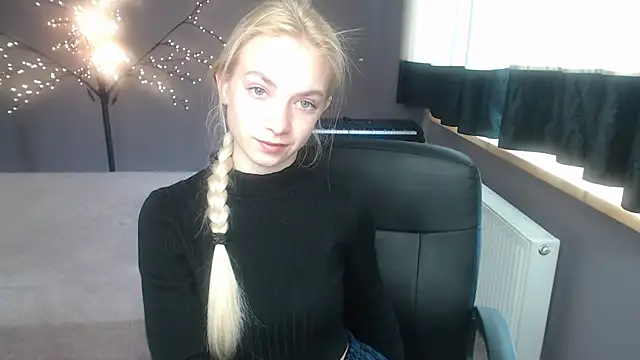 SonnySofia online show from April 2026 05:36:02 AM
