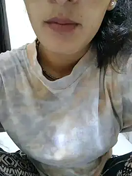 Snapshot of Monika_kumari6 chatting on June 2026 03:24:01 PM Monika kumari6 online show from June 2026 03:24:01 PM