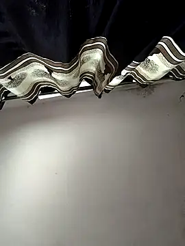 Simisingh1 online show from April 2026 06:49:02 AM