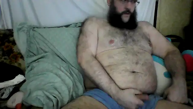 Snapshot of BriTheTopBear chatting on June 2026 02:21:01 AM BriTheTopBear online show from June 2026 02:21:01 AM
